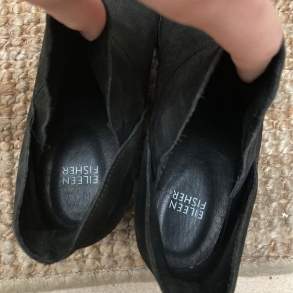 Eileen Fisher suede ankle boots - Picture 6 of 7